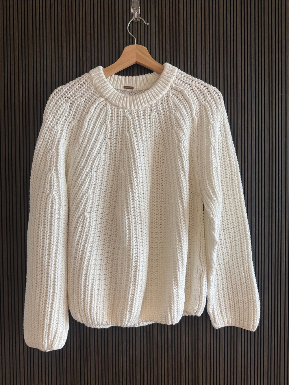 Free PeolpleWomen's Cream Chunky Knit Sweater